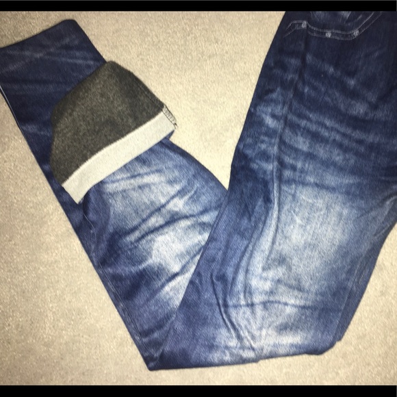 Fleece-lined Leggings that look like jeans! - Picture 5 of 6
